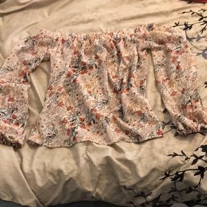 Off the shoulder sheer blouse Forever 21